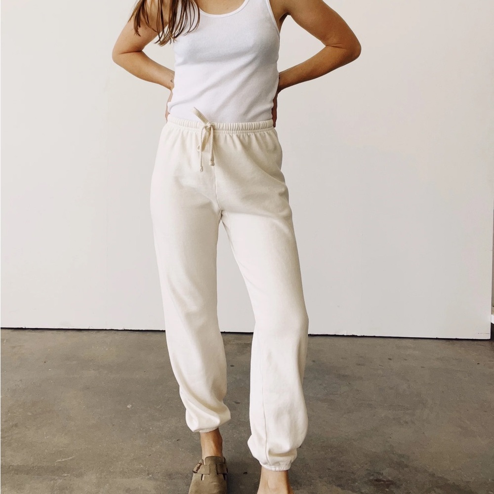 Hey Gang The Sweatpants in Natural